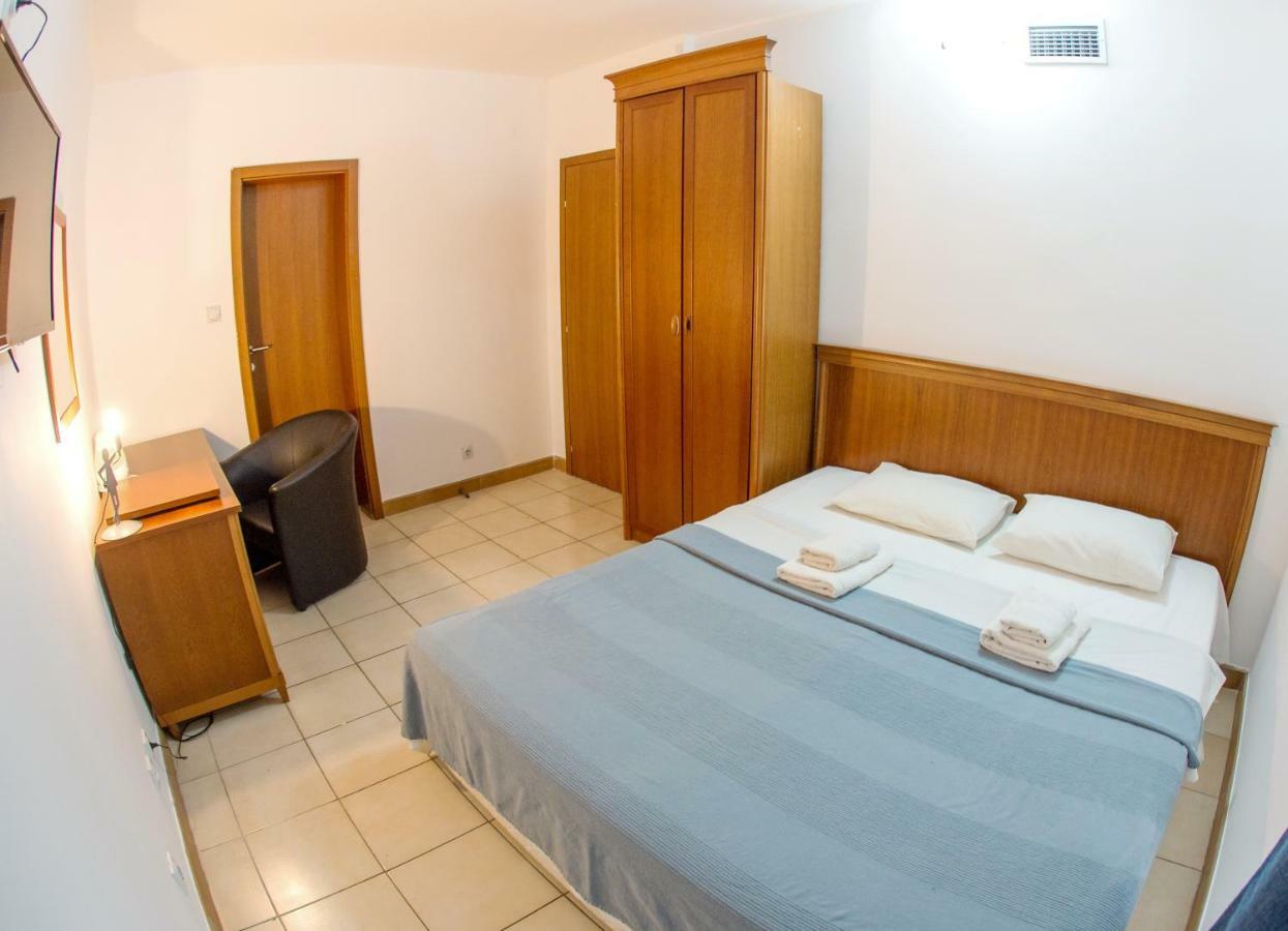 Apartments & Rooms Nikolic Budva Extérieur photo